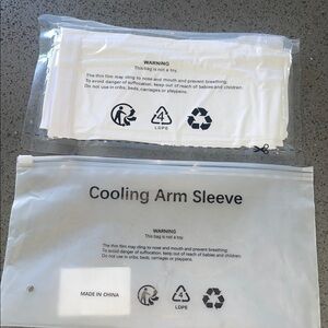 ❤️NEW!!!❤️ White Cooling Arm Sleeves 1 Pair